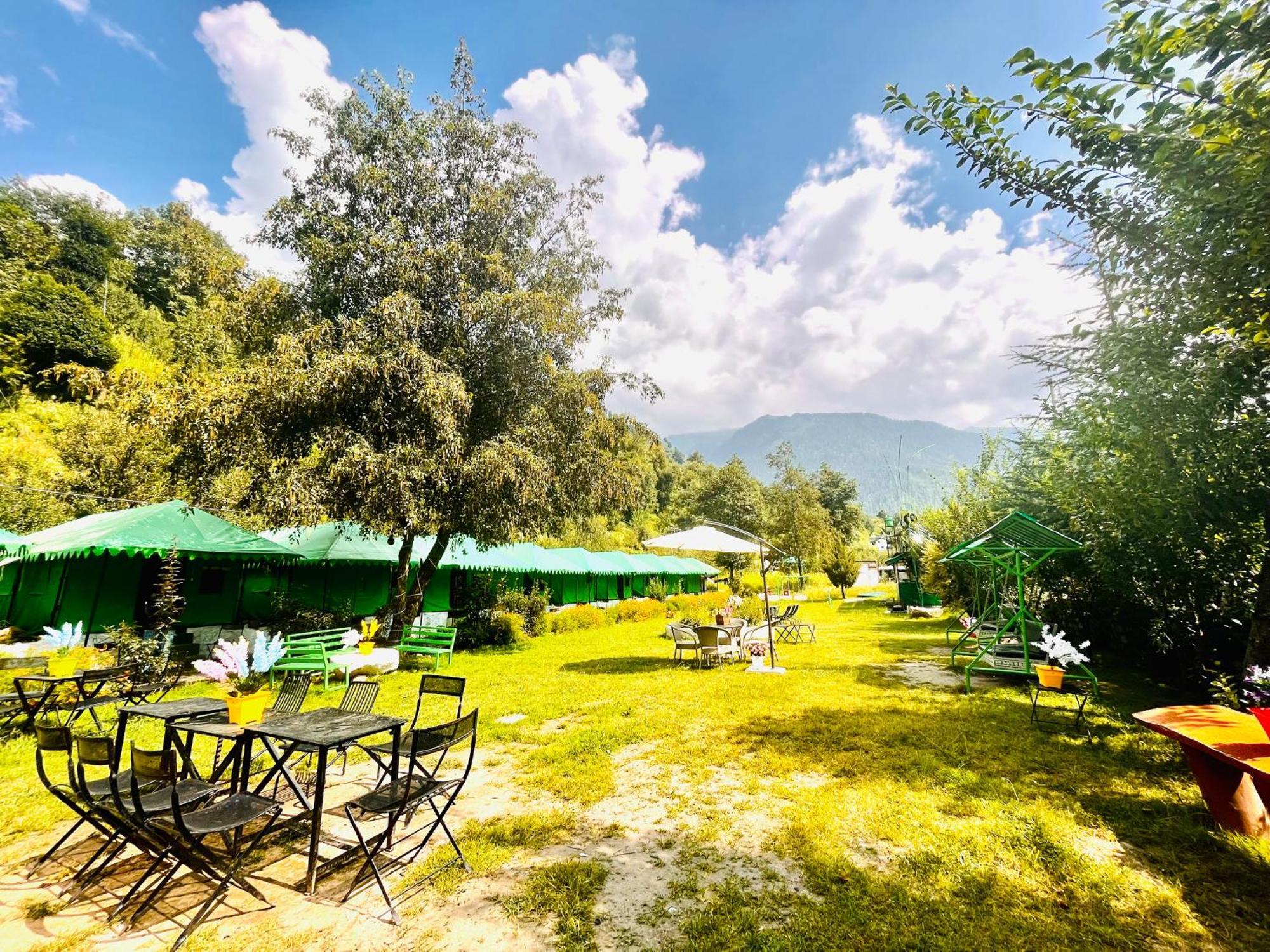 Himalayan Hill Queen Resort, Manali M98160-43400 Экстерьер фото