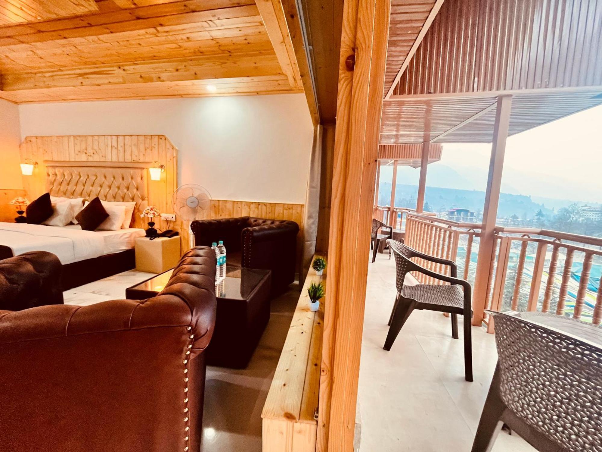 Himalayan Hill Queen Resort, Manali M98160-43400 Экстерьер фото