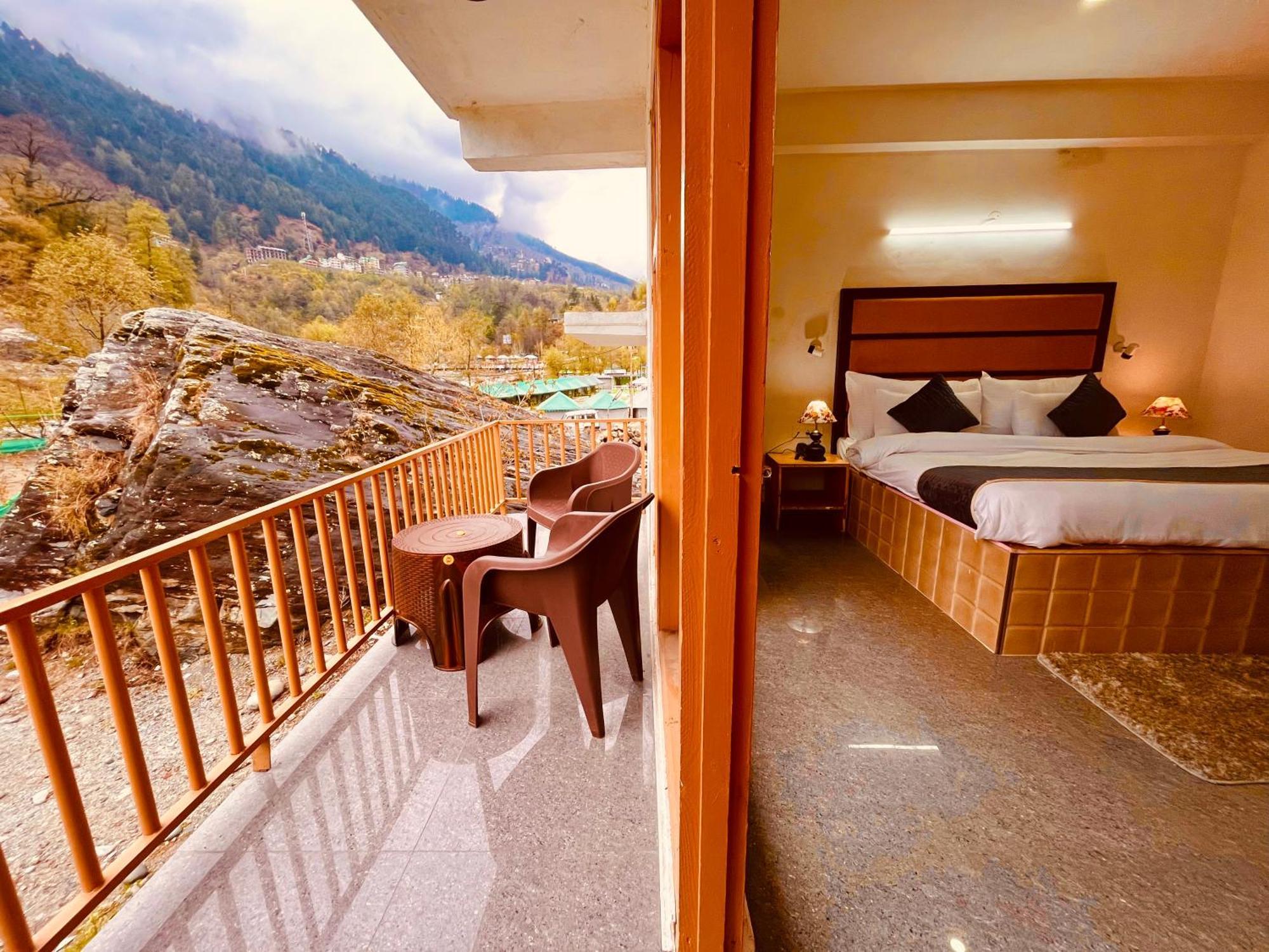 Himalayan Hill Queen Resort, Manali M98160-43400 Экстерьер фото